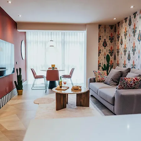 아파트 Suite85, Exclusivo De Diseno En La Playa 기욘